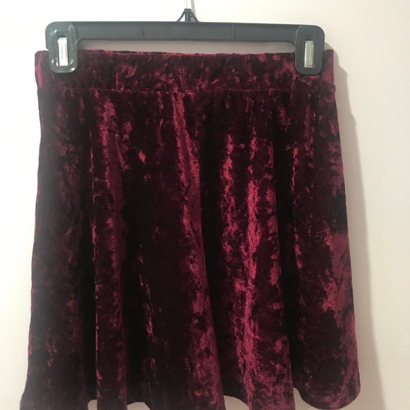 Maroon Velvet Circle Skirt - Picture 4 of 4